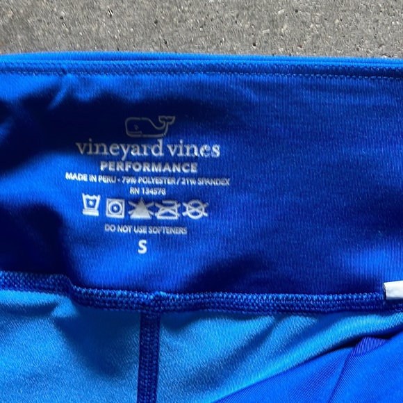 VINEYARD VINES Royal Ocean Blue Dip Dye Stripe Performance Leggings - Picture 5 of 7